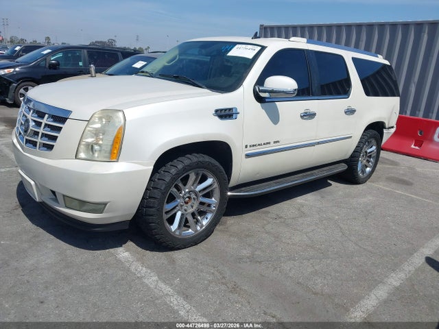 44726498 :رقم المزاد ، 1GYFK66827R269721 vin ، 2007 Cadillac Escalade Esv Standard مزاد بيع