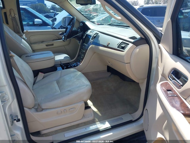 44726498 :رقم المزاد ، 1GYFK66827R269721 vin ، 2007 Cadillac Escalade Esv Standard مزاد بيع