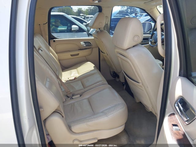 44726498 :رقم المزاد ، 1GYFK66827R269721 vin ، 2007 Cadillac Escalade Esv Standard مزاد بيع