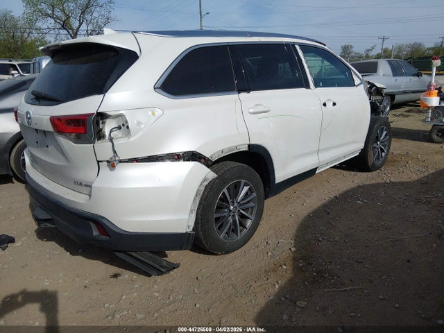 5TDJZRFH1KS722329 Toyota Highlander Xle