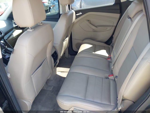 1FMCU0J98EUB08120 Ford Escape Titanium
