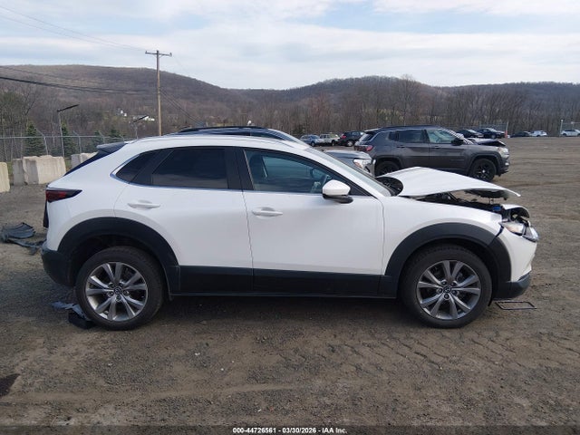 2022 Mazda Cx-30 Preferred მანქანა იყიდება აუქციონზე, vin: 3MVDMBCL2NM424046, აუქციონის ნომერი: 44726561