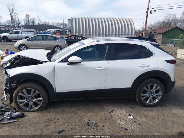 2022 Mazda Cx-30 Preferred მანქანა იყიდება აუქციონზე, vin: 3MVDMBCL2NM424046, აუქციონის ნომერი: 44726561