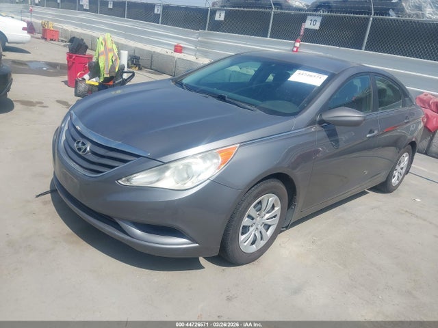 2011 HYUNDAI SONATA 5NPEB4AC8BH179216 Photo 1