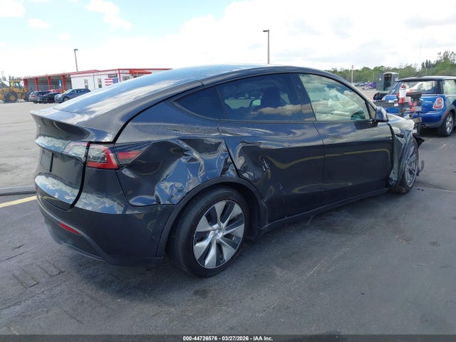 2024 Tesla Model Y Long Range Single Motor Rear-wheel Drive/rwd მანქანა იყიდება აუქციონზე, vin: 7SAYGDED6RF023575, აუქციონის ნომერი: 44726576