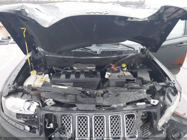 44726580 :رقم المزاد ، 1C4NJDEB1GD757559 vin ، 2016 Jeep Compass Latitude مزاد بيع