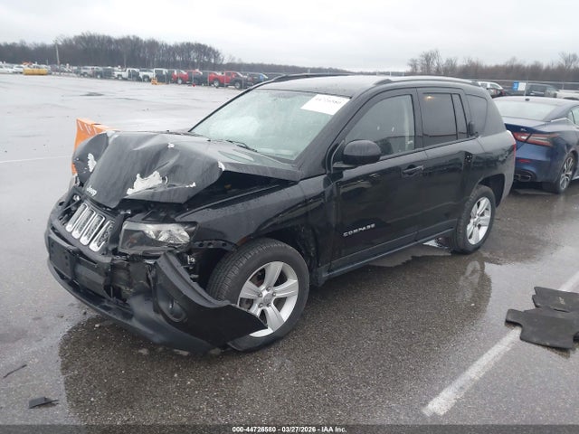 44726580 :رقم المزاد ، 1C4NJDEB1GD757559 vin ، 2016 Jeep Compass Latitude مزاد بيع