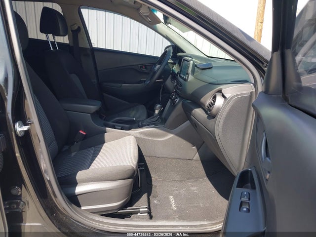 KM8K22AAXKU383491 Hyundai Kona Sel