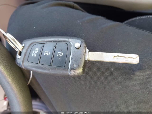 44726586 :رقم المزاد ، KMHRC8A35LU037768 vin ، 2020 Hyundai Venue Sel مزاد بيع