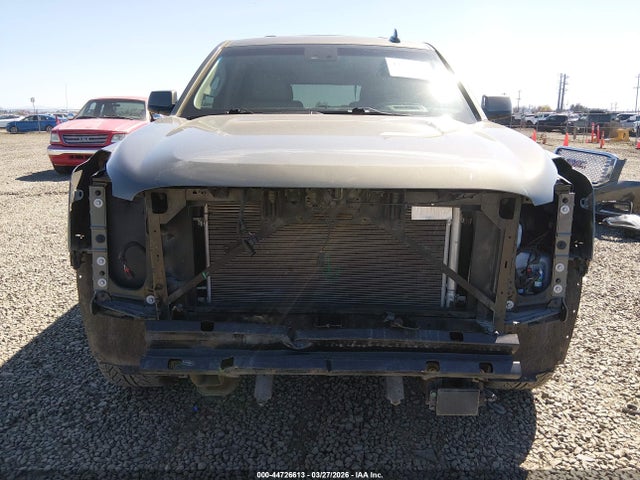 1GKS2HKJ3HR389252 GMC YUKON XL DENALI