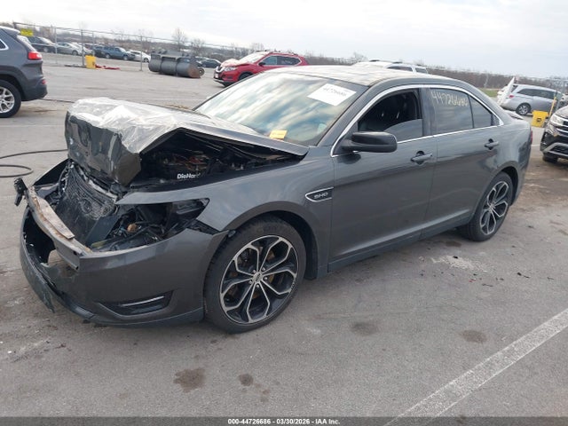 Ford TAURUS SHO 2016 1FAHP2KT3GG157739 Image 2