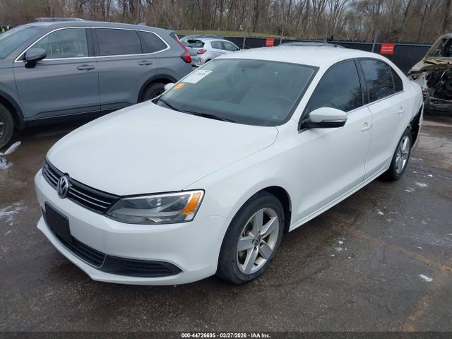 2014 Volkswagen Jetta 2.0l Tdi მანქანა იყიდება აუქციონზე, vin: 3VWLL7AJ7EM279162, აუქციონის ნომერი: 44726695