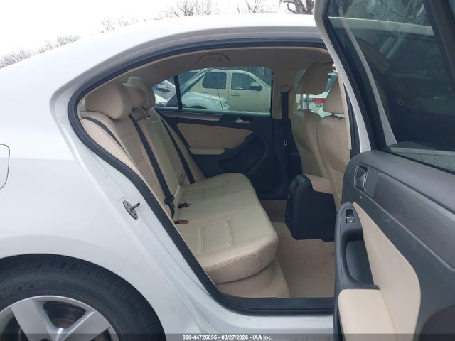 2014 Volkswagen Jetta 2.0l Tdi მანქანა იყიდება აუქციონზე, vin: 3VWLL7AJ7EM279162, აუქციონის ნომერი: 44726695