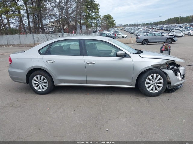 Продажа на аукционе авто 2013 Volkswagen Passat S, vin: 1VWAP7A33DC127523, номер лота: 44726733