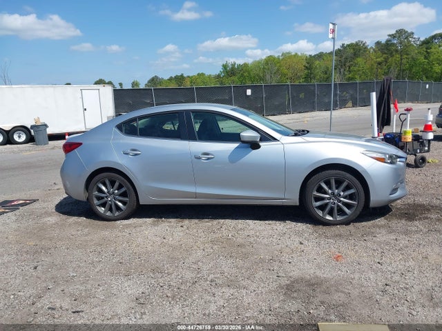 2018 Mazda Mazda3 Touring მანქანა იყიდება აუქციონზე, vin: 3MZBN1V30JM206823, აუქციონის ნომერი: 44726759