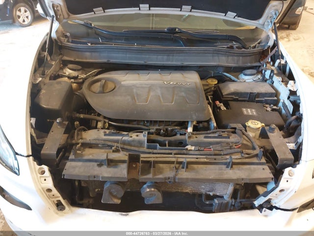 2015 Jeep Cherokee Latitude მანქანა იყიდება აუქციონზე, vin: 1C4PJMCS4FW653789, აუქციონის ნომერი: 44726763