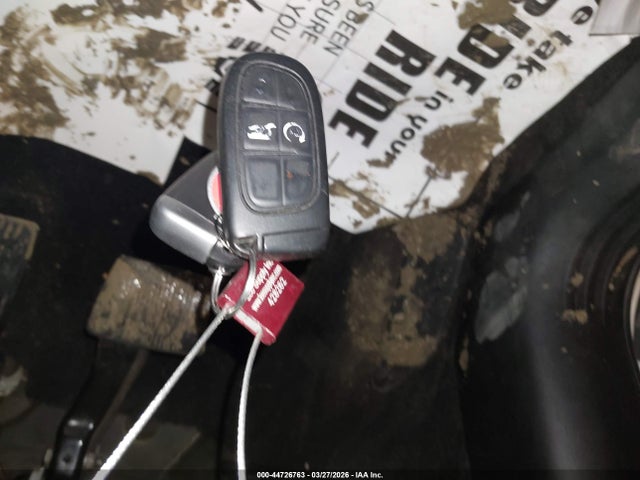 2015 Jeep Cherokee Latitude მანქანა იყიდება აუქციონზე, vin: 1C4PJMCS4FW653789, აუქციონის ნომერი: 44726763