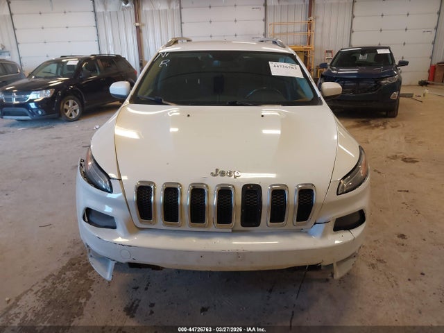 2015 Jeep Cherokee Latitude მანქანა იყიდება აუქციონზე, vin: 1C4PJMCS4FW653789, აუქციონის ნომერი: 44726763
