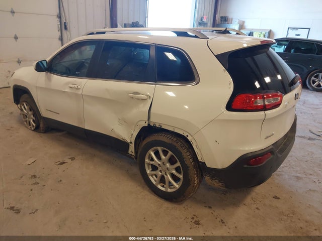 2015 Jeep Cherokee Latitude მანქანა იყიდება აუქციონზე, vin: 1C4PJMCS4FW653789, აუქციონის ნომერი: 44726763