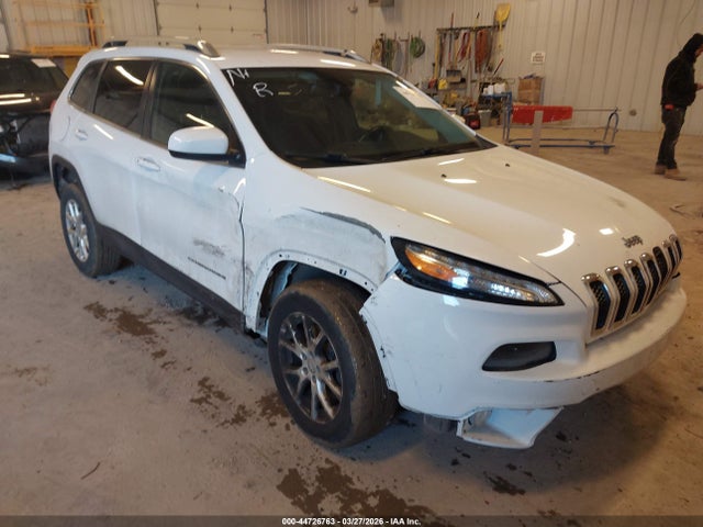 2015 Jeep Cherokee Latitude მანქანა იყიდება აუქციონზე, vin: 1C4PJMCS4FW653789, აუქციონის ნომერი: 44726763