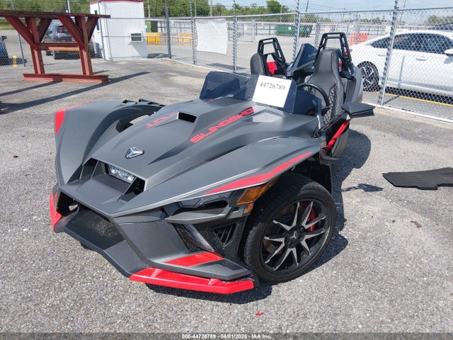 44726789 :رقم المزاد ، 57XAARGB7R8164588 vin ، 2024 Polaris Slingshot R مزاد بيع