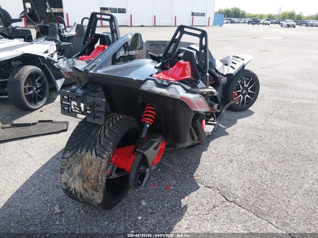 44726789 :رقم المزاد ، 57XAARGB7R8164588 vin ، 2024 Polaris Slingshot R مزاد بيع