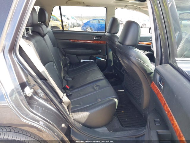 44726795 :رقم المزاد ، 4S4BRBKC3B3325398 vin ، 2011 Subaru Outback 2.5i Limited مزاد بيع