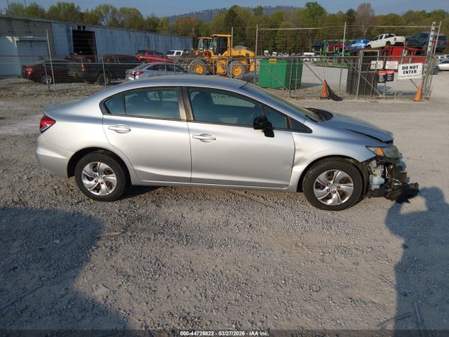 44726822 :رقم المزاد ، 19XFB2F54FE101738 vin ، 2015 Honda Civic Lx مزاد بيع