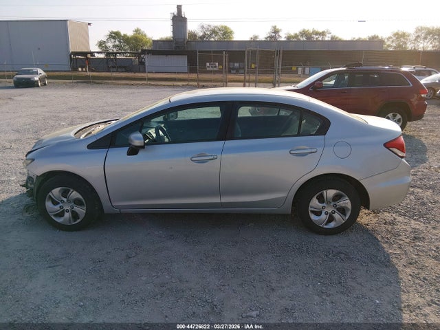 44726822 :رقم المزاد ، 19XFB2F54FE101738 vin ، 2015 Honda Civic Lx مزاد بيع