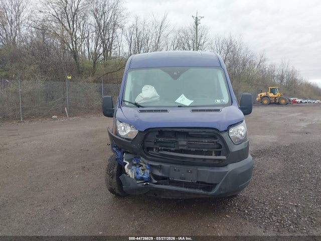 Ford Transit-250 2018 1FTYR2CM1JKA12005 Image 13