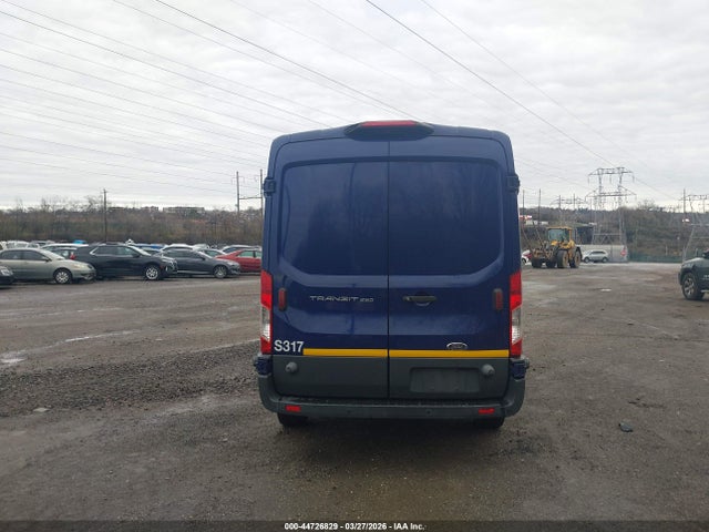 Ford Transit-250 2018 1FTYR2CM1JKA12005 Image 17
