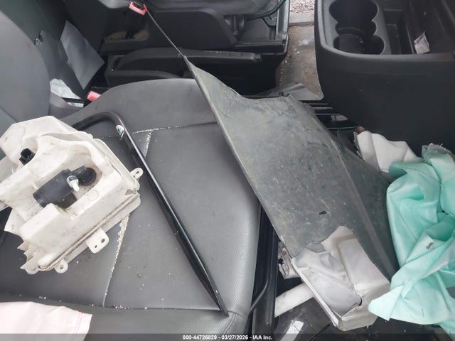 Ford Transit-250 2018 1FTYR2CM1JKA12005 Image 12