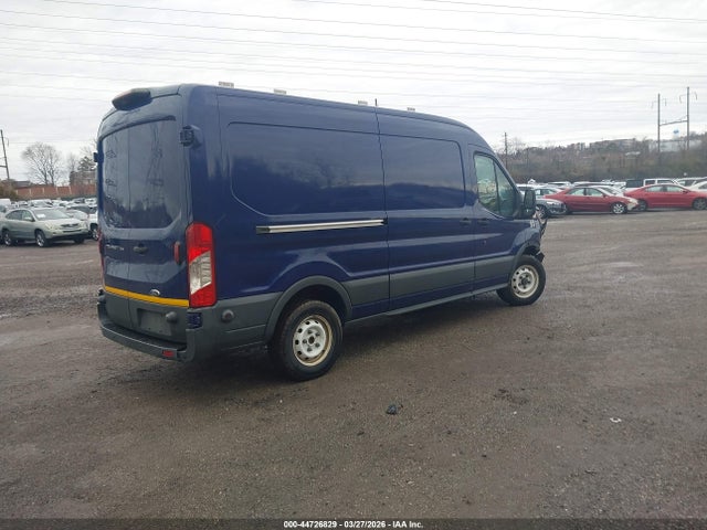Ford Transit-250 2018 1FTYR2CM1JKA12005 Image 4