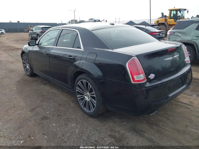2012 Chrysler 300 S V6 მანქანა იყიდება აუქციონზე, vin: 2C3CCABG6CH143320, აუქციონის ნომერი: 44726842