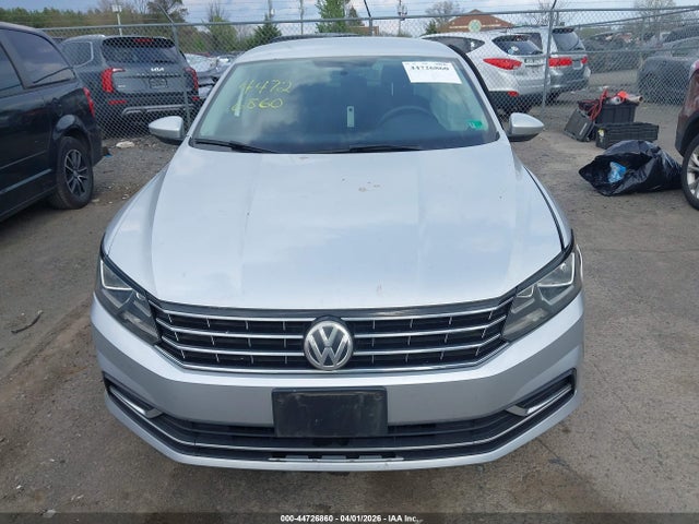 Продаж на аукціоні авто 2017 Volkswagen Passat 1.8t S, vin: 1VWAT7A31HC016972, номер лоту: 44726860