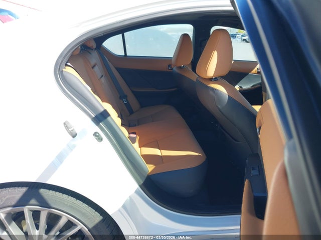 44726872 :رقم المزاد ، JTHD81F20P5052619 vin ، 2023 Lexus Is 300 مزاد بيع