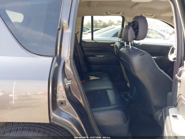 1C4NJCEB4HD182109 Jeep Compass Latitude Fwd