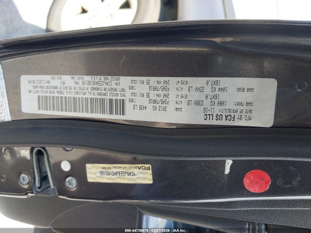 1C4NJCEB4HD182109 Jeep Compass Latitude Fwd