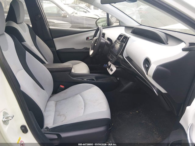 Toyota Prius Two 2018 JTDKBRFU0J3083723 Image 5