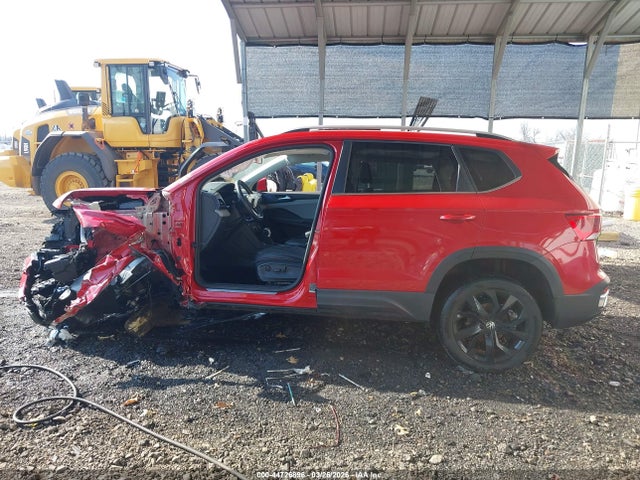 Aukcja sprzedaży 2022 Volkswagen Taos 1.5t Se, vin: 3VVLX7B23NM042572, numer aukcji: 44726896