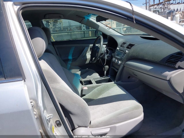 2011 Toyota Camry Le მანქანა იყიდება აუქციონზე, vin: 4T1BF3EK9BU210719, აუქციონის ნომერი: 44726900
