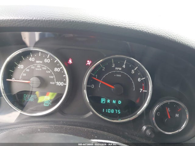44726959 :رقم المزاد ، 1C4HJWEG7EL142165 vin ، 2014 Jeep Wrangler Unlimited Sahara مزاد بيع