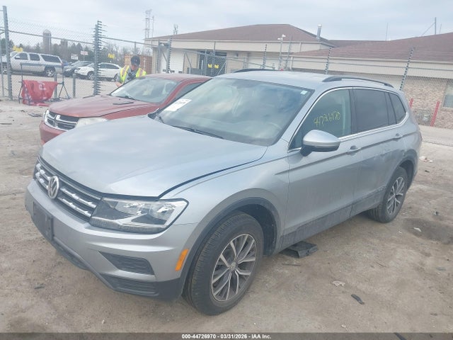2019 VOLKSWAGEN TIGUAN 3VV2B7AX2KM139670 Photo 1
