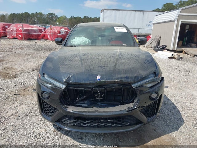44727009 :رقم المزاد ، ZN661XUS5MX363885 vin ، 2021 Maserati Levante Gransport مزاد بيع