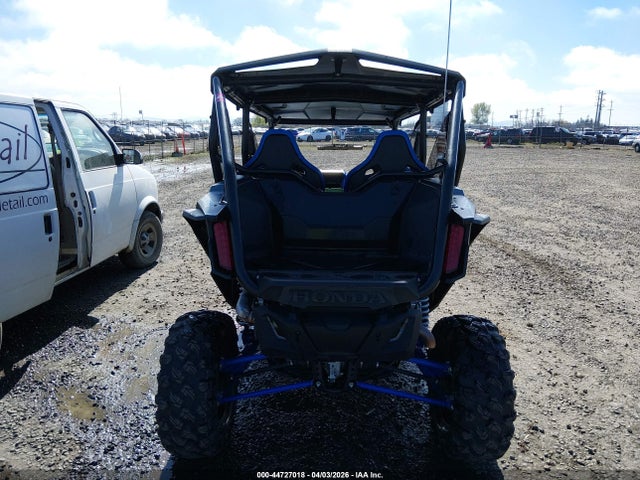 2022 Honda Sxs1000 მანქანა იყიდება აუქციონზე, vin: 1HFVE06E0N4200120, აუქციონის ნომერი: 44727018