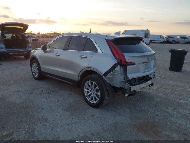 2020 CADILLAC XT4 1GYAZAR44LF139498 Photo 2