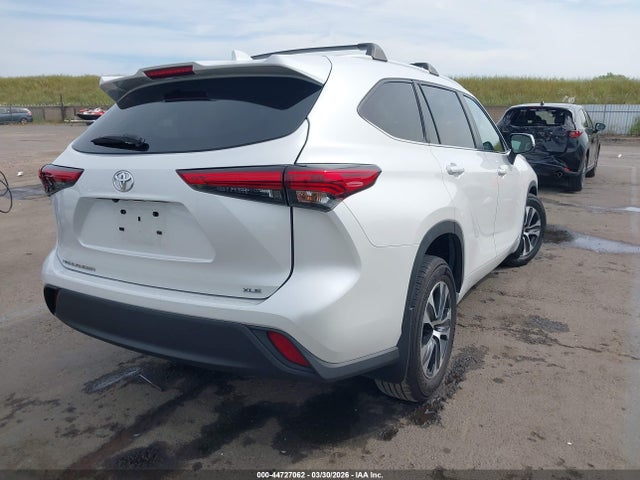 2023 TOYOTA HIGHLANDER 5TDKDRAH8PS512313 Photo 3