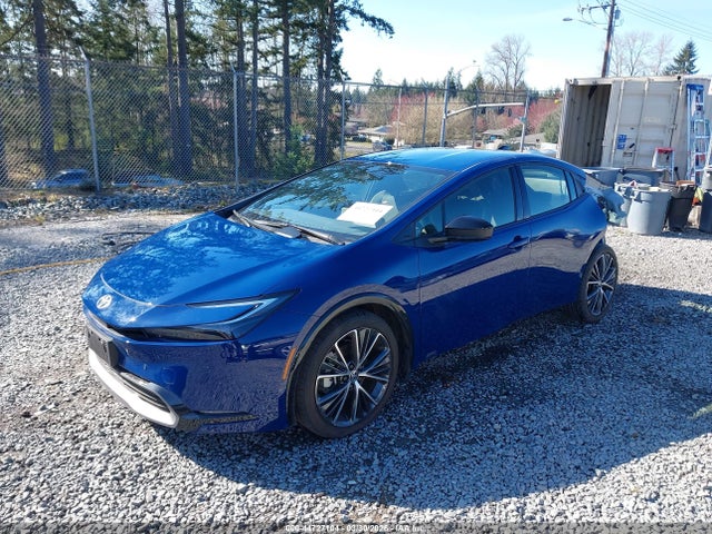 JTDADABU1T3032070 Toyota Prius Xle Awd-e