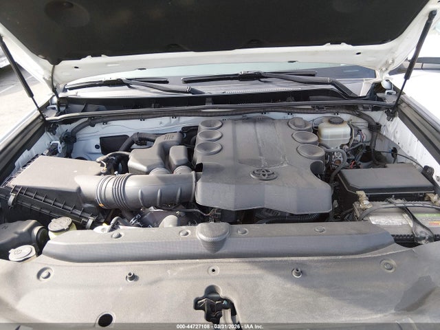 2017 Toyota 4runner Sr5 მანქანა იყიდება აუქციონზე, vin: JTEBU5JR4H5422533, აუქციონის ნომერი: 44727108