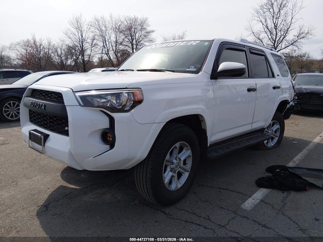 2017 Toyota 4runner Sr5 მანქანა იყიდება აუქციონზე, vin: JTEBU5JR4H5422533, აუქციონის ნომერი: 44727108